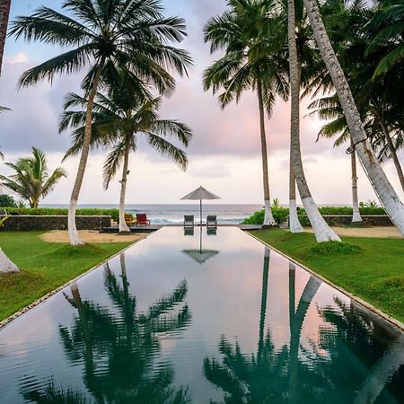 Apa Villa Thalpe Unawatuna Exteriör bild