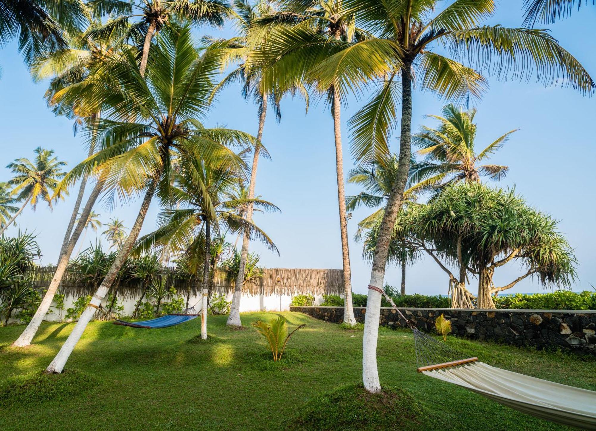 Apa Villa Thalpe Unawatuna Exteriör bild