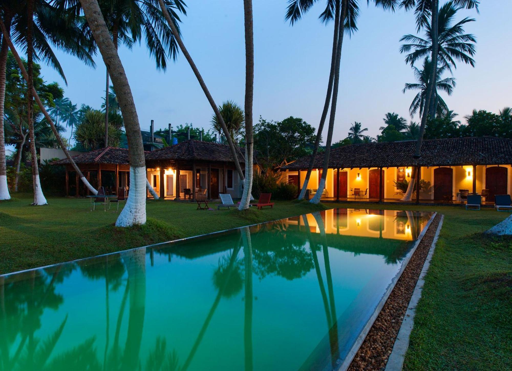 Apa Villa Thalpe Unawatuna Exteriör bild